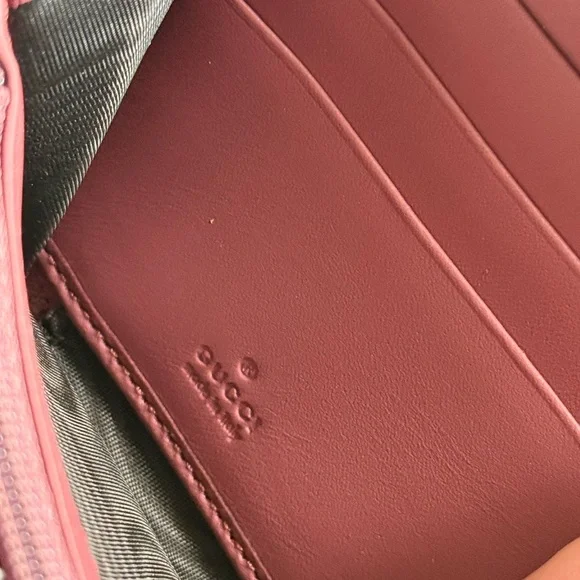 Gucci GG Supreme Floral Bloom Zip-Around Wallet EUC - Picture 14 of 17